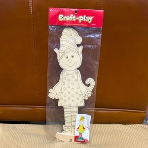 Vintage Crafty Designed By Mary B. Hetz Craft & Play Wood Stand -up Elf w/ Stand